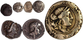 Lots antiker Münzen

Griechen

7 Silbermünzen: Makedonien Tetradrachme (Senatsprägung des 2. Jh. v. Chr., Fassungsspuren, Altvergoldung und Drucks...