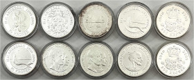 Ausländische Münzen und Medaillen

Dänemark

Lots

10 moderne Silber-Gedenkmünzen: 6 X 10 Kroner 2005 H.-C.- Andersen, 4 X 200 Kroner 2000/2004....