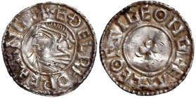 Ausländische Münzen und Medaillen

Grossbritannien

Aethelred II., 978-1016

Penny, last small cross type o.J.(1009/1017), Gloucester. Mzm. LEOF...