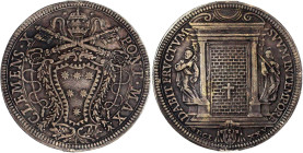 Ausländische Münzen und Medaillen

Italien-Kirchenstaat

Clemens X., 1670-1676

Piastra 1675 geschlossene Himmelstür, darunter Schild 3 Sterne ü...