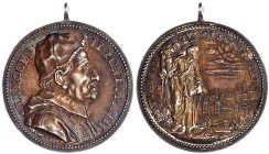 Ausländische Münzen und Medaillen

Italien-Kirchenstaat

Innocenzo XII., 1691-1700

Tragbare Silbermedaille 1694 von Hamerani. Brb. in Mozzetta ...