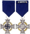 Orden und Ehrenzeichen

Deutschland

Drittes Reich, 1933-1945

Treudienstehrenzeichen Sonderstufe für 50 Jahre, am Band. sehr schön/vorzüglich. ...