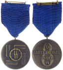 Orden und Ehrenzeichen

Deutschland

Drittes Reich, 1933-1945

SS-Dienstauszeichnung für 8 Jahre am Band. Messinglegierung, getönt. vorzüglich. ...