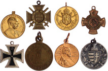 Orden und Ehrenzeichen

Lots

allgemein

8 Miniaturen zu Ehrenzeichen von Deutschland, Österreich, Ungarn und Bulgarien. vorzüglich