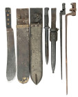 Militaria

Lots

4 Blankwaffen: 2 französ. Bajonetten, ein deutsches Seitengewehr Gebrüder Heller (Nürtingen) in Scheide und Machete in Scheide. D...