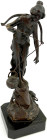 Varia

Skulpturen und Plastiken

Bronzefigur auf Marmorplinte "Die Wasserträgerin", von Victor Heinrich Seifert (1873-1953). Gesamthöhe 23 cm