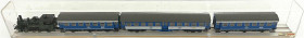 Varia

Spielzeug

Eisenbahn

Trix-Modell-Lok und 3 Waggons MÄRKLIN "Tegernseebahn" im "Trainsafe"