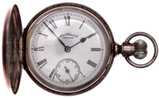 Varia

Uhren

Taschenuhren

Amerikanische Herrensavonette 1889, Hersteller Waltham. 50 mm. Haarrisse im Ziffernblatt, Werk überholungsbedürftig,...