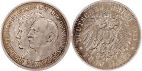 Reichssilbermünzen J. 19-178

Anhalt

Friedrich II., 1904-1918

5 Mark 1914 A. Silberne Hochzeit. sehr schön, min. Randfehler. Jaeger 25.