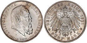 Reichssilbermünzen J. 19-178

Bayern

Luitpold 1911-1912

5 Mark 1911 D. Zum 90 jähr. Geb. vorzüglich/Stempelglanz. Jaeger 50.