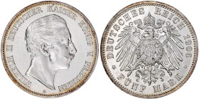Reichssilbermünzen J. 19-178

Preußen

Wilhelm II., 1888-1918

5 Mark 1906 A. Besseres Jahr. vorzüglich/Stempelglanz, winz. Kratzer. Jaeger 104....