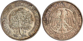 Weimarer Republik

Kursmünzen

5 Reichsmark Eichbaum Silber 1927-1933

1931 J. sehr schön. Jaeger 331.