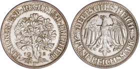 Weimarer Republik

Kursmünzen

5 Reichsmark Eichbaum Silber 1927-1933

1932 F. sehr schön. Jaeger 331.