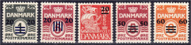 Briefmarken

Ausland

Dänemark/Färöer/Grönland

20 Ö - 60 Ö Freimarken (Färöer Britische Besetzung II. Weltkrieg) 1940, kompletter Satz in postf...