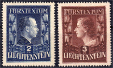 Briefmarken

Ausland

Liechtenstein

2 Fr. - 3 Fr. Fürstenpaar 1951, kompletter Satz in postfrischer Erhaltung, B-Zähnung. Mi. 1.570,-€ Michel 3...