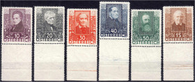Briefmarken

Ausland

Österreich

10 g. - 1 S. Wohlfahrt Österreichische Dichter 1931, kompletter Satz in postfrischer Erhaltung. Mi. 220,-€ Mic...