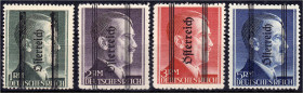 Briefmarken

Ausland

Österreich

1 RM - 5 RM Grazer Aufdruck 1945, kompletter Satz in postfrischer Luxuserhaltung. Mi. 500,-€ Michel 693 II - 6...