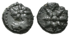 PONTOS. Uncertain, possibly Amisos. Ae. Struck under Mithradates VI (Circa 119-100 BC).
Obv: Eight-rayed comet star.
Rev: Eight-pointed star on head o...