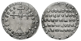 CONSTANTINE VII PORPHYROGENITUS with ROMANUS I (913-959). Miliaresion. Constantinople.
Obv: IҺSЧS XRISTЧS ҺICA.
Cross crosslet set upon three steps, w...