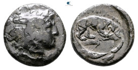 Kings of Macedon. Uncertain mint. Perdikkas III 365-359 BC. Bronze Æ