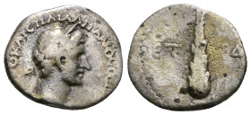 CAPPADOCIA. Caesarea. Hadrian (117-138) AR Hemidrachm.
Obv: AVTO KAIC TPAI AΔPIANOC CЄBACT - Laureate head right, with slight drapery.
Rev: ЄT Δ - Clu...