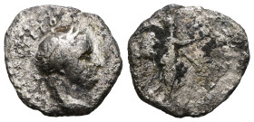 Titus. As Caesar, AD 69-79. AR Denarius
Weight 1,32 gr - Diameter 13 mm.