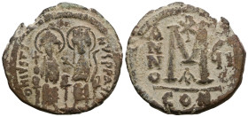 Justin II and Sophia AD 565-578.
Weight 13,75 gr - Diameter 29 mm.