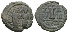 Justin II, with Sophia. 565-578. Æ decanummium.
Weight 3,20 gr - Diameter 18 mm.
