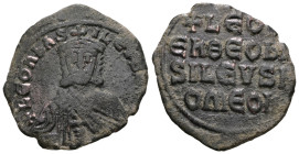 Leo VI (886-912 AD). AE Follis
Weight 5,74 gr - Diameter 23 mm.