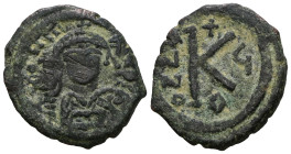 Justinian I. 527-565. Æ Half Follis.
Weight 4,43 gr - Diameter 20 mm.