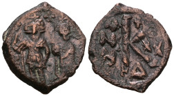 Heraclius, with Heraclius Constantine. 610-641. Æ Half Follis
Weight 5,72 gr - Diameter 24 mm.