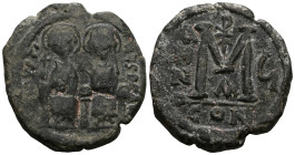 Justin II and Sophia 565-578 AD. AE Follis.
Weight 15,85 gr - Diameter 29 mm.