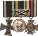 Ordensspangen
Spange mit 3 Auszeichnungen Preußen - Eisernes Kreuz 1914 2. Klasse. Sachsen-Weimar - Allgemeines Ehrenzeichen mit Bandspange und Schwe...