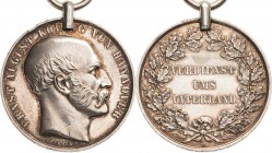 Orden deutscher Länder Hannover
Silberne Verdienstmedaille Verliehen 1846-1878. Silber. Mit Randpunze ACTUAR LÜNING (Name des Beliehenen). 36 mm, 32,...