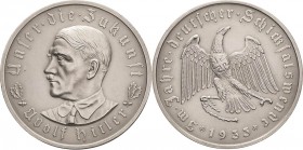 Drittes Reich
 Silbermedaille 1933 (O. Glöckler) Machtergreifung durch Adolf Hitler. Brustbild nach links / Adler mit Hakenkreuz auf der Brust, die K...