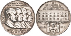 Drittes Reich
 Silbermedaille 1938 (K. Goetz) Münchner Abkommen. Brustbilder von Hitler, Mussolini, Chamberlain und Daladier nebeneinander nach recht...