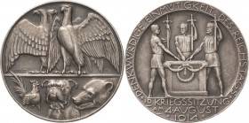 Erster Weltkrieg
 Silbermedaille 1914 (Lauer) Kriegssitzung im Reichstag. Drei Adler auf der Wacht, im Abschnitt Hahn (Frankreich), Bulldogge (Englan...
