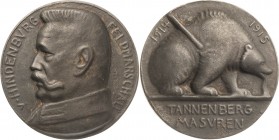Erster Weltkrieg
 Eisengußmedaille 1915 (Fritz Behn) Schlacht bei Tannenberg. Brustbild des Feldmarschalls von Hindenburg nach links / Von Lanze durc...