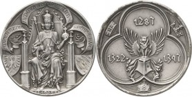 Medailleur Goetz, Karl 1875 - 1950
 Zinnmedaille 1905. Kaiser Ludwig IV., der Bayer. Der thronende Kaiser im Dreipass / Helm im Dreipass, Mit Randsch...