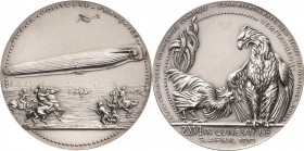 Medailleur Goetz, Karl 1875 - 1950
 Silbermedaille 1913. Notlandung des Zeppelin-Luftschiffes "Z IV" (LZ 16) bei Luneville. Luftschiff bei der Landun...