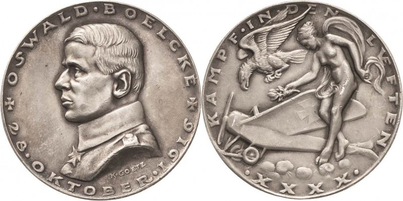 Medailleur Goetz, Karl 1875 - 1950
 Silbermedaille 1916. Kapitän Oswald Boelcke...