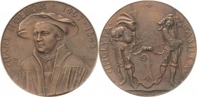 Personenmedaillen
Holbein, Hans 1497-1543 Bronzemedaille 1897 (H. Frei) Auf seinen 400. Geburtstag. Brustbild nach links / 2 Ritter halten Baseler Wa...