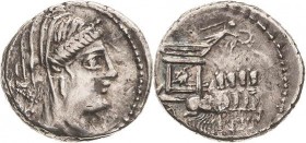 Römische Republik
L. Rubrius Dossenus 87 v. Chr Denar Brustbild der Juno mit Schleier nach rechts, DOS / Nike schwebt über Triumphzug nach rechts, L ...