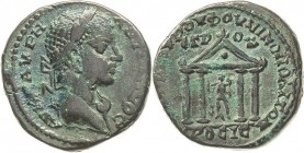 Architektur auf römischen und griechischen Münzen
Elagabalus 218-222 Bronze, Nikopolis/Moesia inferior Kopf mit Lorbeerkranz nach rechts / Viersäulig...