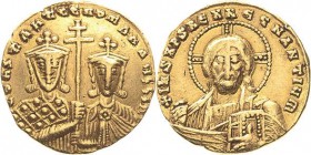 Constantin VII. und Romanus I. 920-944 Solidus 920/944, Konstantinopel Brustbild Christi von vorn, IhS XPS REX REGNANTIUM / Brustbilder der beiden Her...