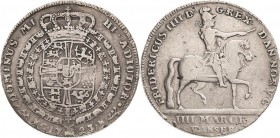 Norwegen
Friedrich IV. 1699-1730 4 Mark (Krone) 1723, HCM-Kongsberg Hede 39 Davenport 1290 A./B./H. 3 Selten. Fassungsspuren, sehr schön