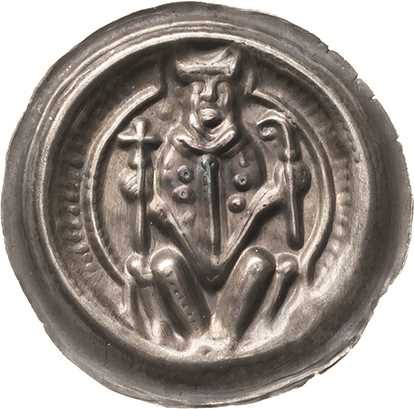 Hildesheim, Bistum
Berno 1190-1194 Brakteat Von vorn auf einer Bank thronender ...