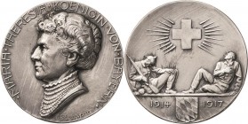 Bayern
Ludwig III. 1913-1918 Silbermedaille 1917 (H. Schwegerle) Für Verdienste um das bayerische Rote Kreuz im 1. Weltkrieg. Brustbild Maria Theresi...