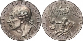 Brandenburg-Preußen
Friedrich II., der Große 1740-1786 Silbermedaille 1912 (K. Goetz) 200. Geburtstag. Kopf nach links / Putto mit Fahne, darüber Adl...