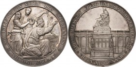 Sachsen-Kurlinie ab 1547 (Albertiner)
Friedrich August II. 1836-1854 Silbermedaille 1843 (F. König) Denkmalsenthüllung auf Friedrich August den Gerec...